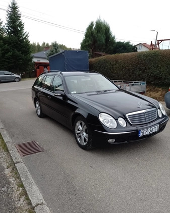 Mercedes-Benz Klasa E cena 18000 przebieg: 386000, rok produkcji 2003 z Brzozów małe 22